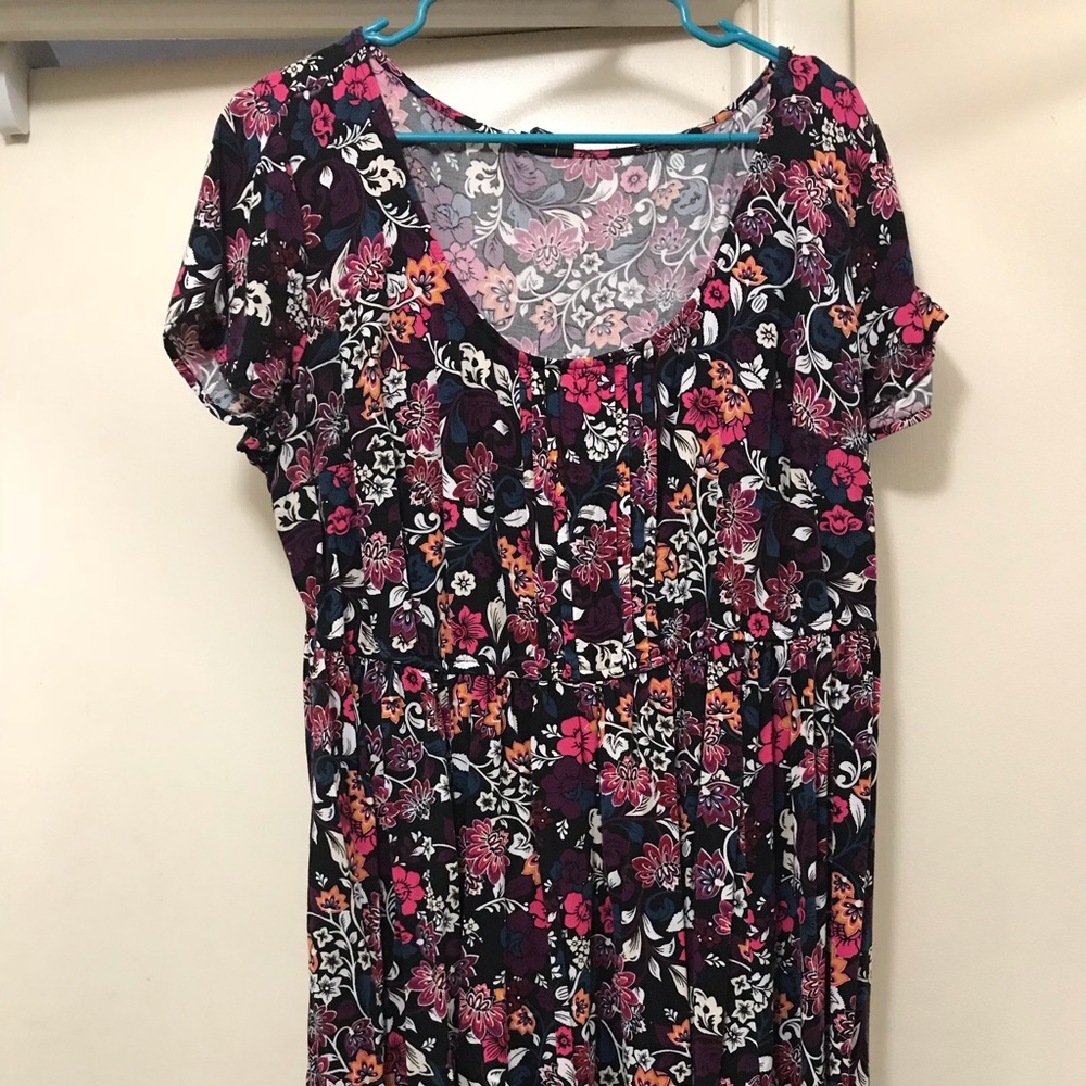Women's Black Floral Short-Sleeve Dress - Pink & Orange Print